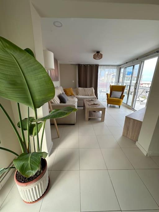 זקינטוס טאון Filoxenia City Apartment מראה חיצוני תמונה