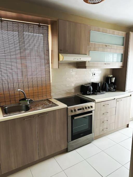 זקינטוס טאון Filoxenia City Apartment מראה חיצוני תמונה